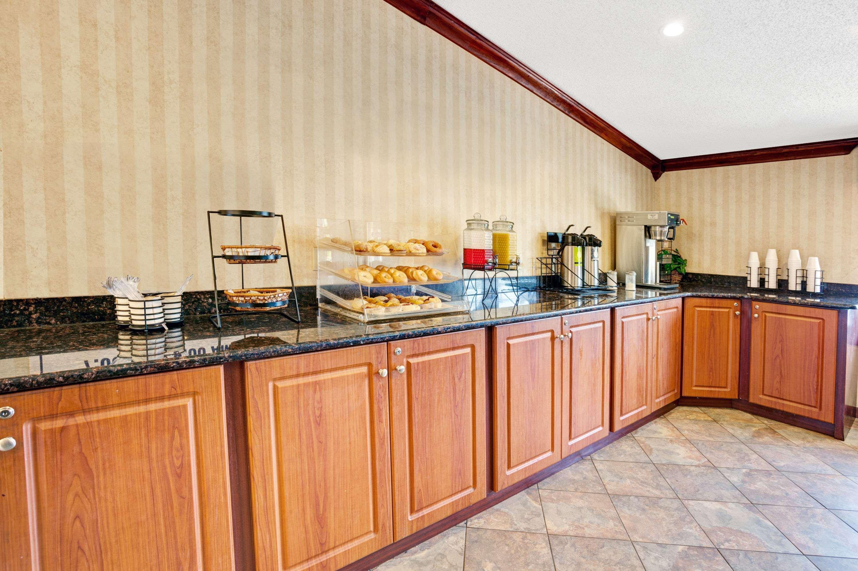 Knights Inn - Madison Heights Esterno foto